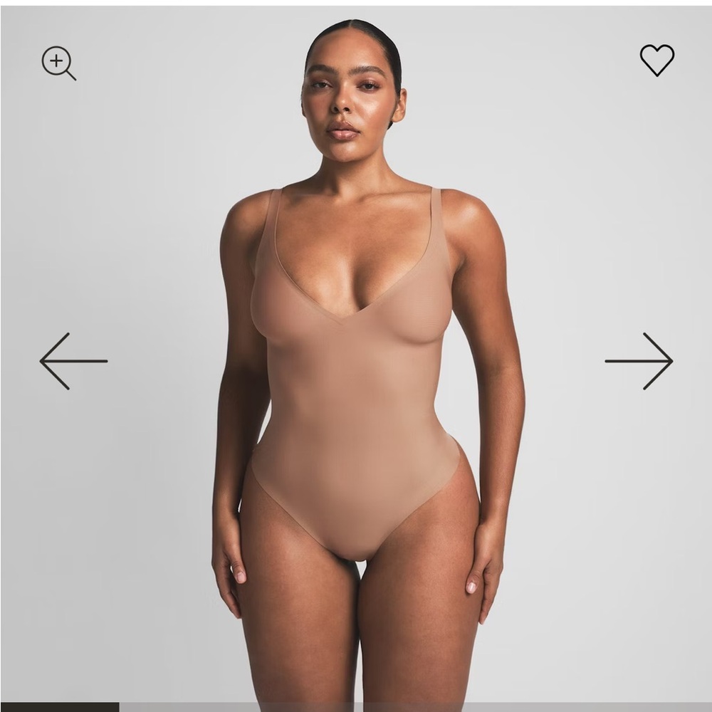 SKIMS Unlined Plunge Sienna Tan Thong Bodysuit NWOT